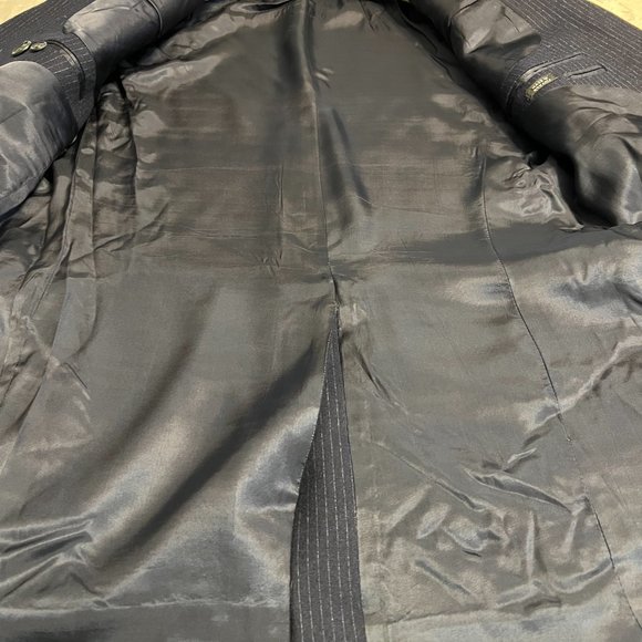 Blazer Men's 100% Wool Navy Striped 2Button Jacket Made in Romania Size 42R - Picture 4 of 9